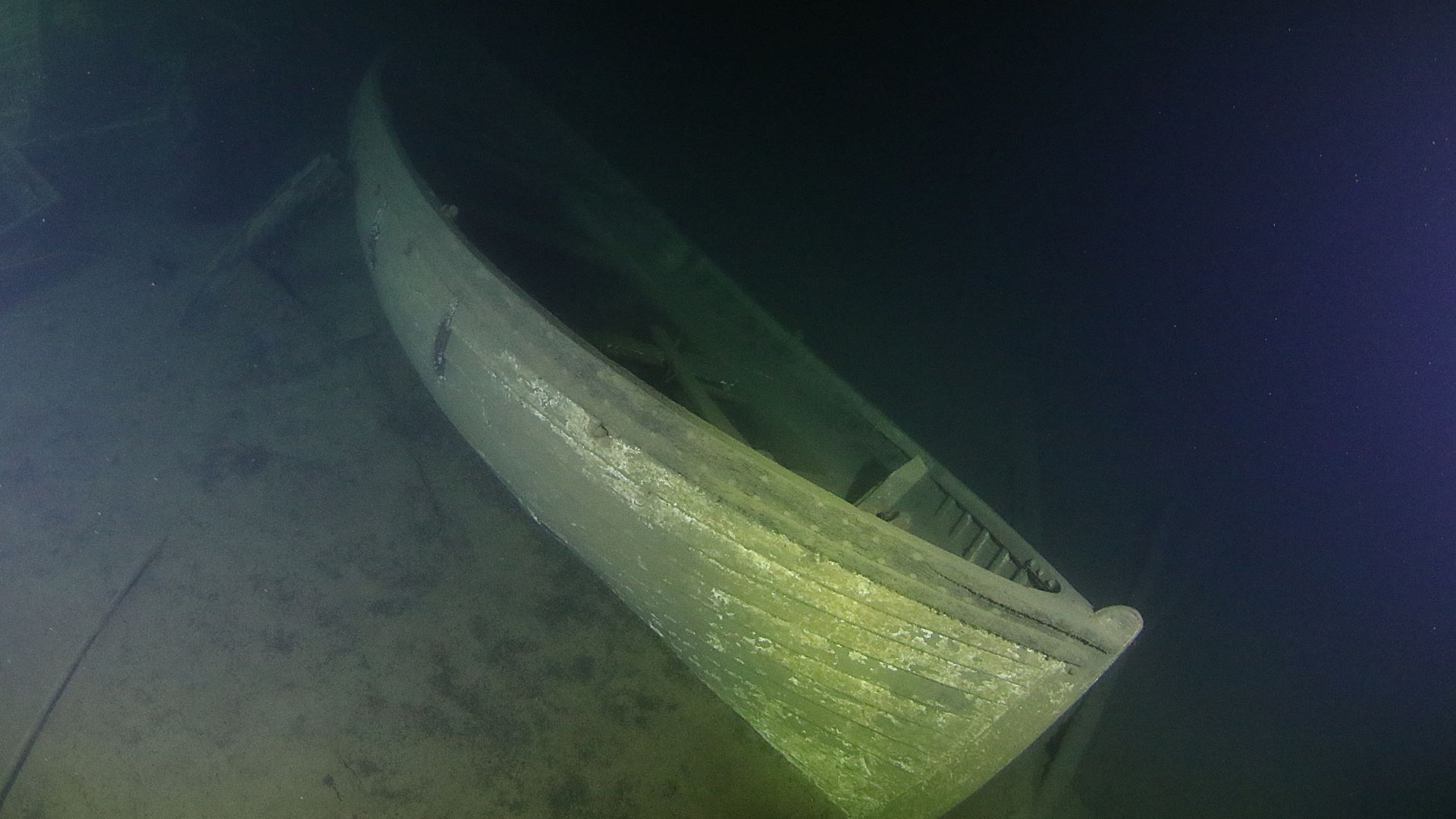 Historic Great Lakes wreck scene